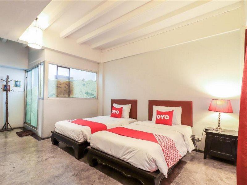 Oyo 391 Pat'S Klangviang Guesthouse 清邁 外观 照片