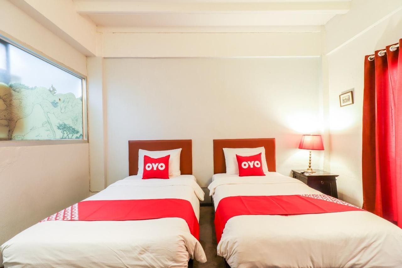Oyo 391 Pat'S Klangviang Guesthouse 清邁 外观 照片